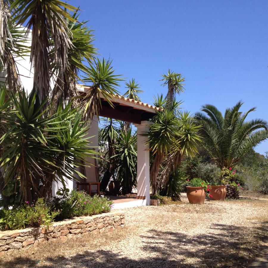 Apartamentos Laura Playa De Migjorn Exterior photo